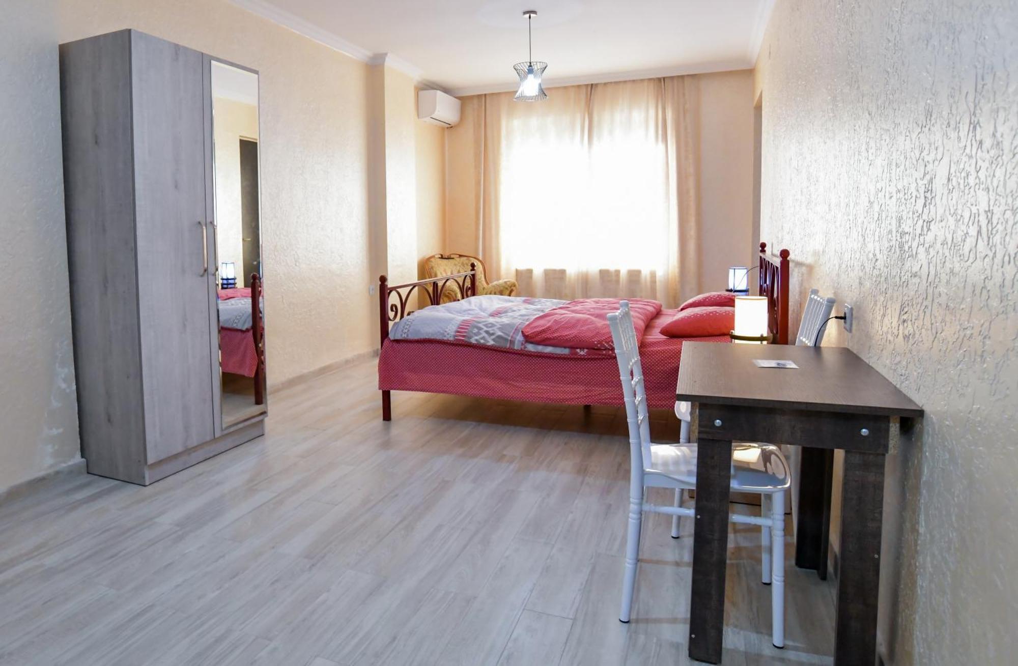 Hotel Maspindzelo Kutaisi Exterior photo